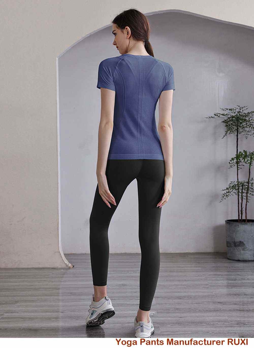 чөнтөктөрү менен велосипед шорты