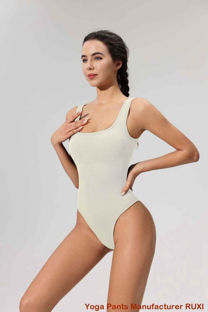 жогорку белдүү машыгуу шорты RUXI