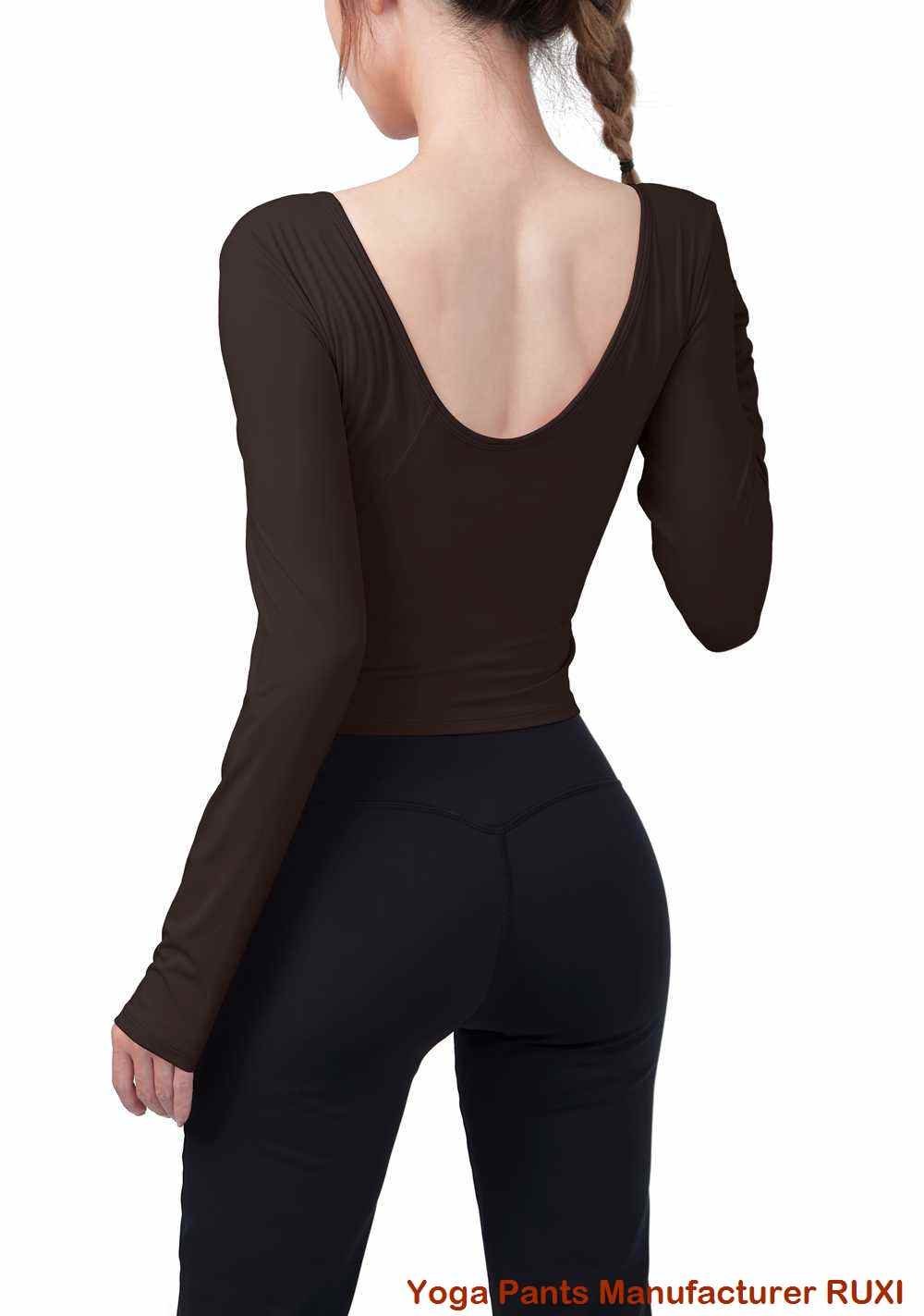 эркектер үчүн мыкты чуркоо шорты