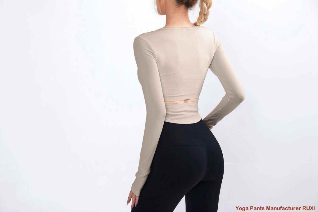 кичинекей жаркыраган йога шымдары